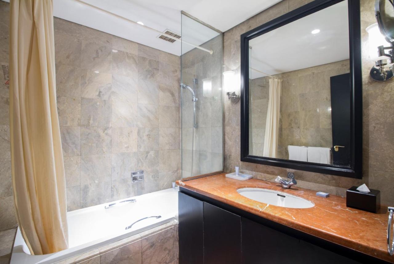 Oakwood Suites Kuningan ג'קרטה מראה חיצוני תמונה