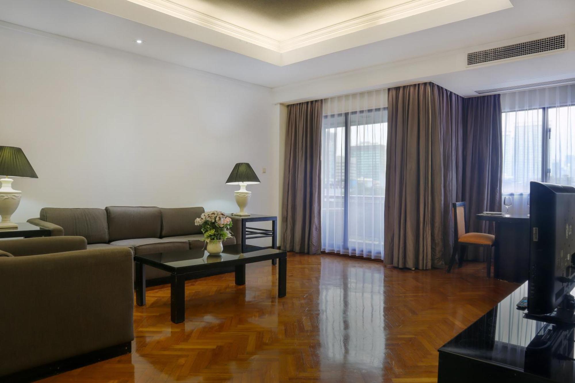 Oakwood Suites Kuningan ג'קרטה מראה חיצוני תמונה
