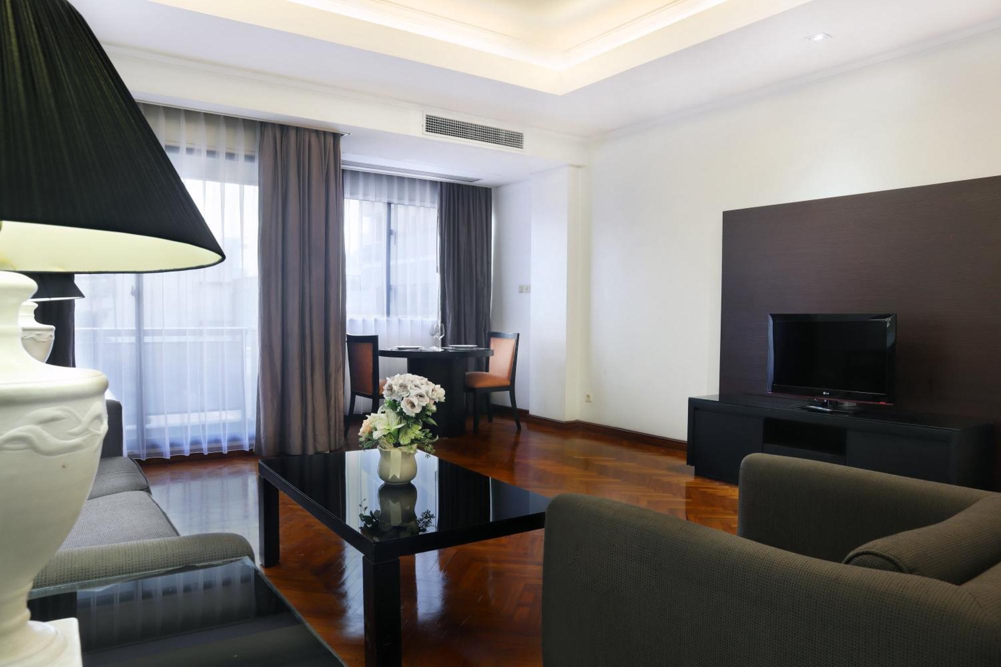 Oakwood Suites Kuningan ג'קרטה מראה חיצוני תמונה