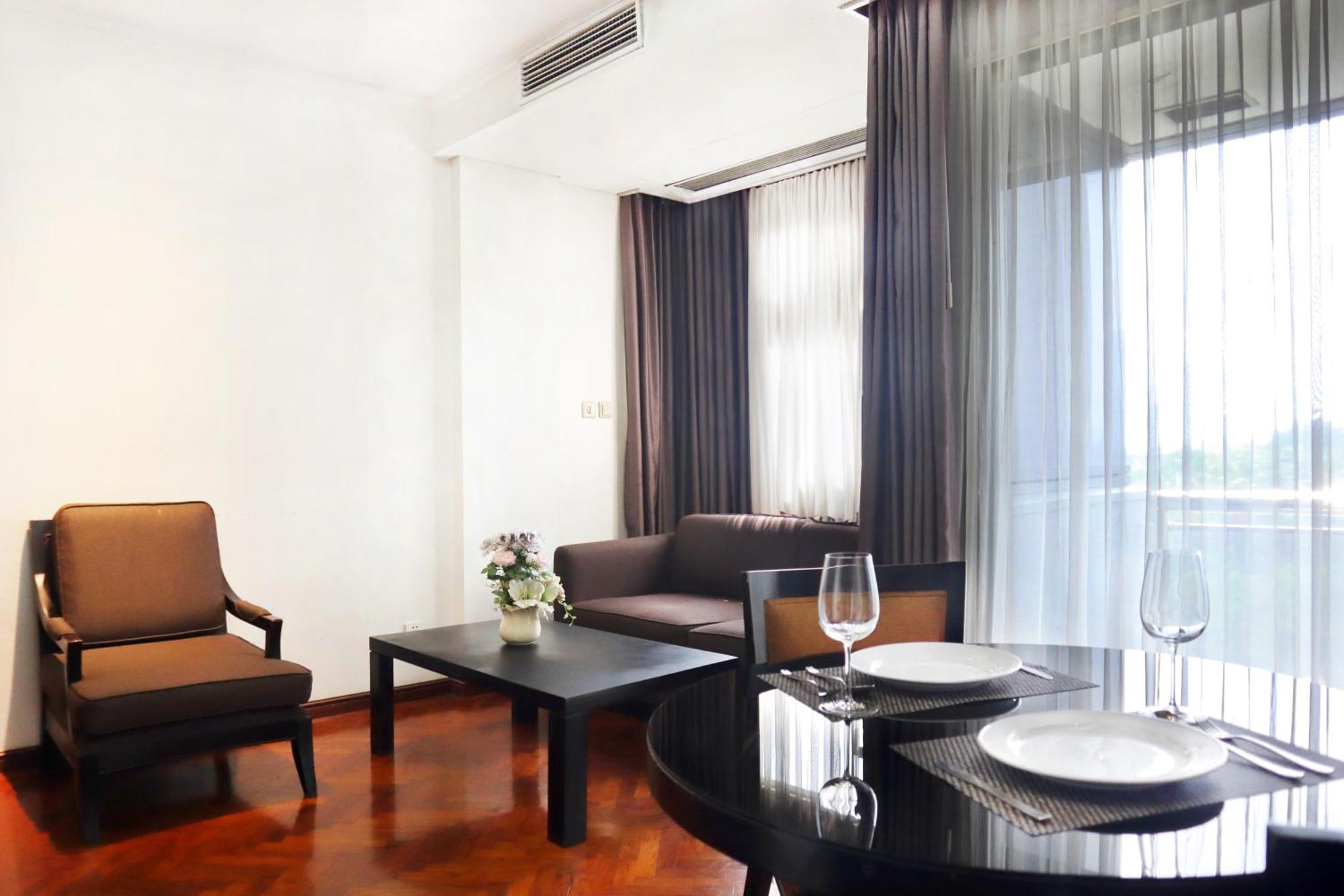 Oakwood Suites Kuningan ג'קרטה מראה חיצוני תמונה